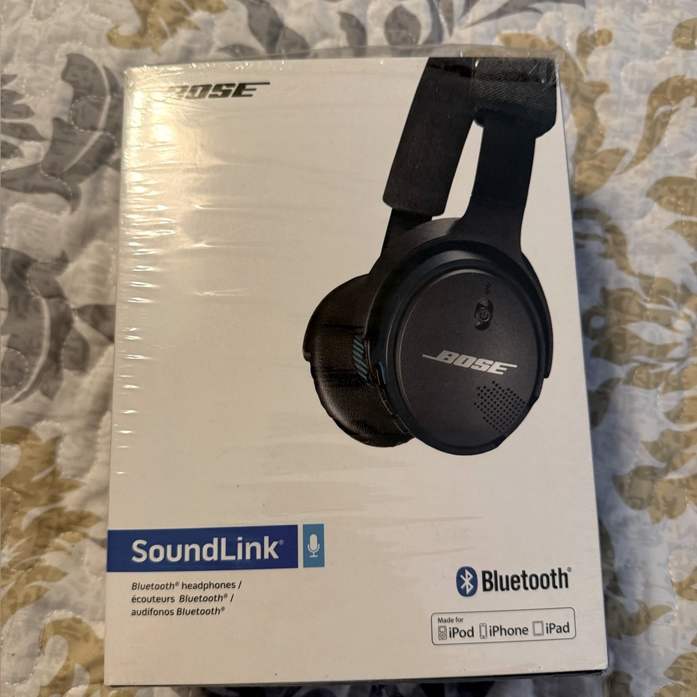 Bose SoundLink Bluetooth Headphones